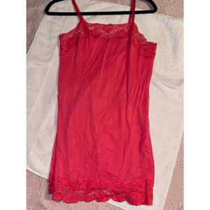 Vantage Vanity Fair Red slip. Old tag in side. made in the USA. The size is a 32